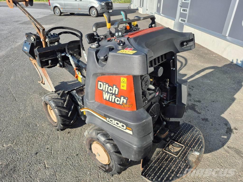 Ditch Witch R300 Tranšeju racēji