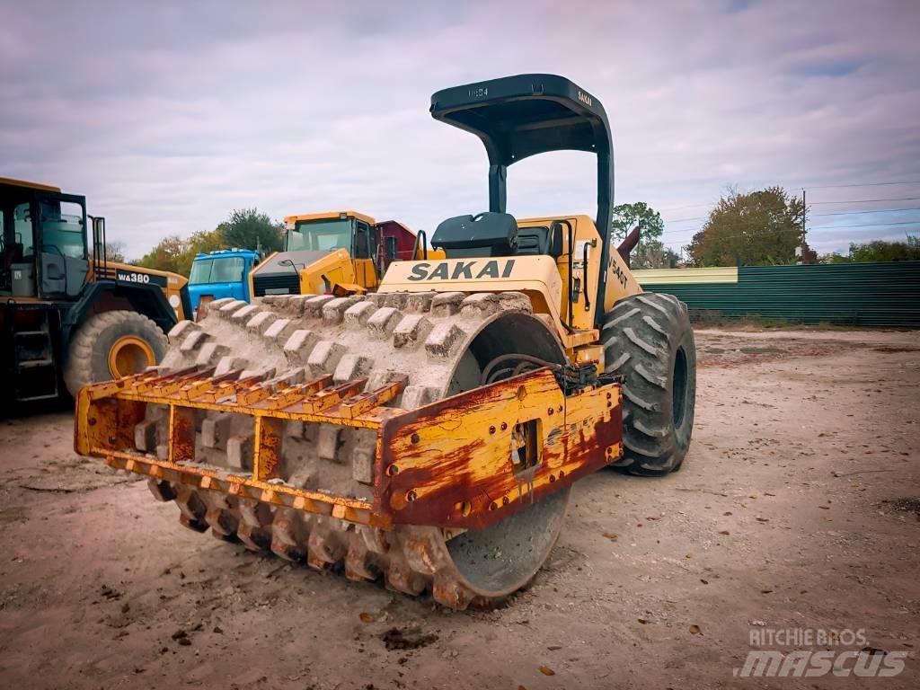 Sakai SV 540 T Vienvalča grunts veltņi