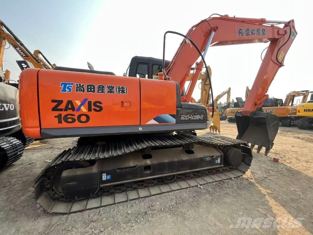 Hitachi ZX 160 Kāpurķēžu ekskavatori
