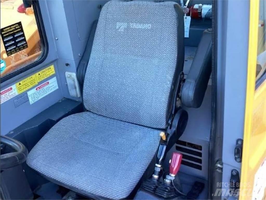 Tadano GR-500XL Celtņi nelīdzenām virsmām