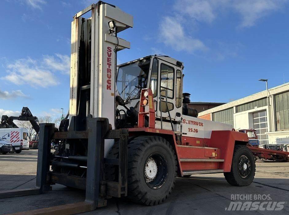 Svetruck 25120-45 Tehnika ar dīzeļa dzinēju