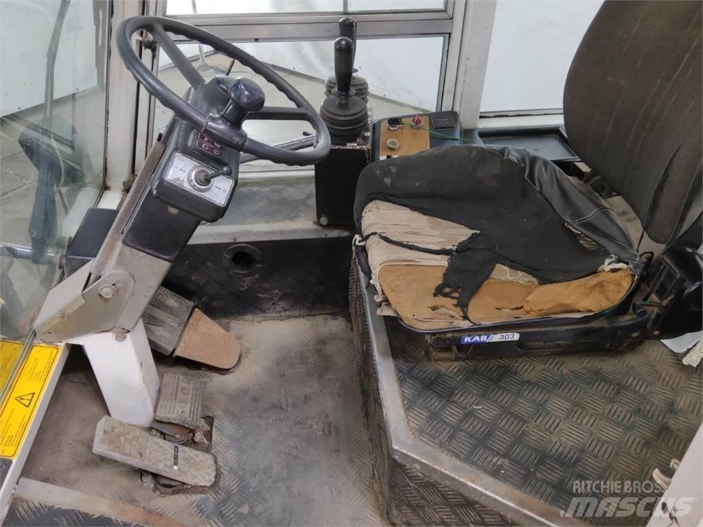 Dantruck 4508 Tehnika ar dīzeļa dzinēju