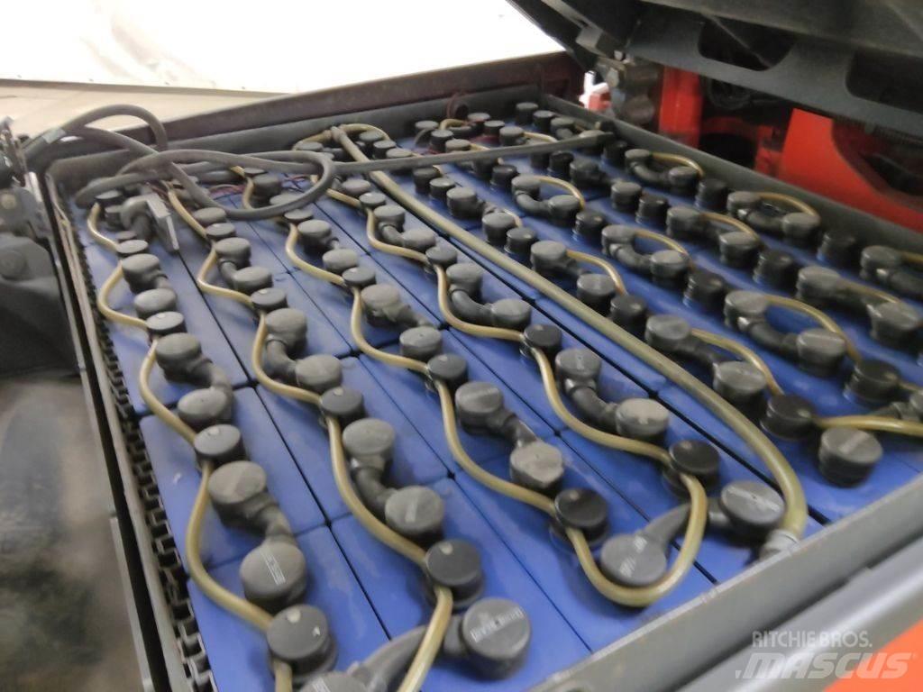 Linde E30L-01 Elektriskie iekrāvēji