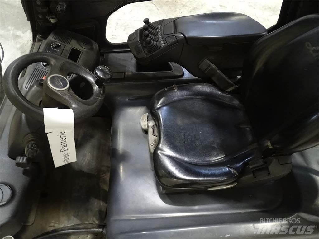 Linde E35L-01 Elektriskie iekrāvēji