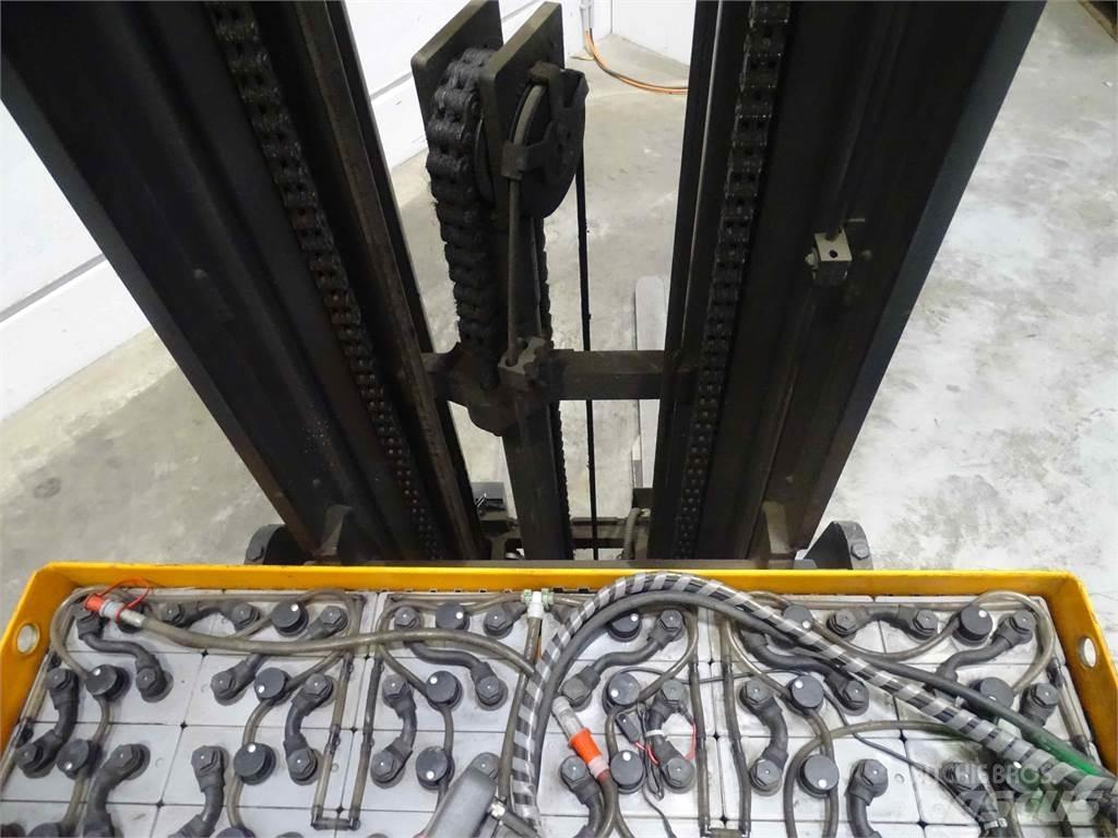 Still FM-X14 Lielaugstuma pārvadātājs