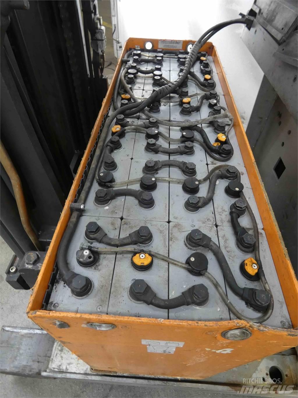 Still FM-X17 Lielaugstuma pārvadātājs