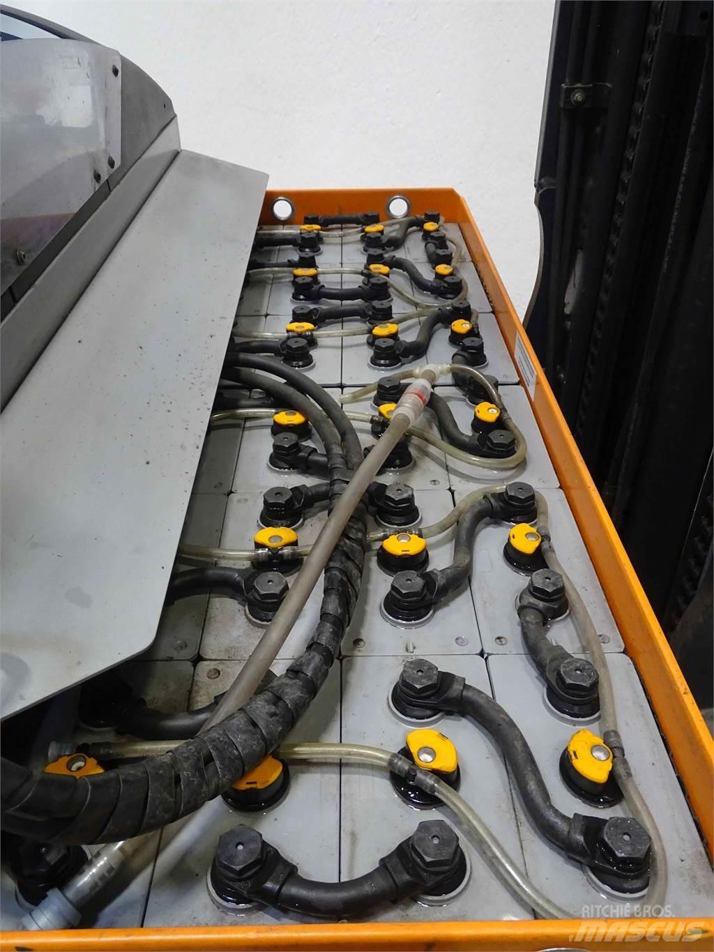 Still FM-X17 Lielaugstuma pārvadātājs