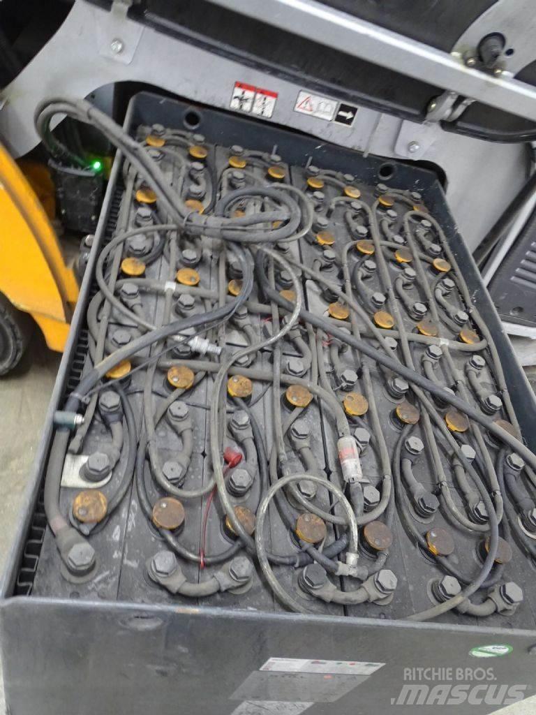 Still RX60-30 Elektriskie iekrāvēji
