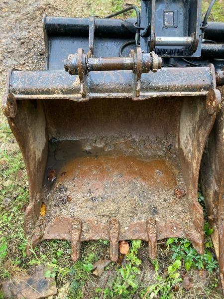 JCB 85Z-2 Kāpurķēžu ekskavatori