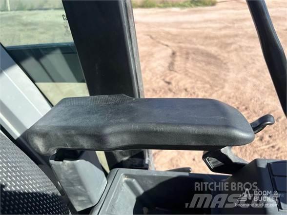 CAT 320 Kāpurķēžu ekskavatori