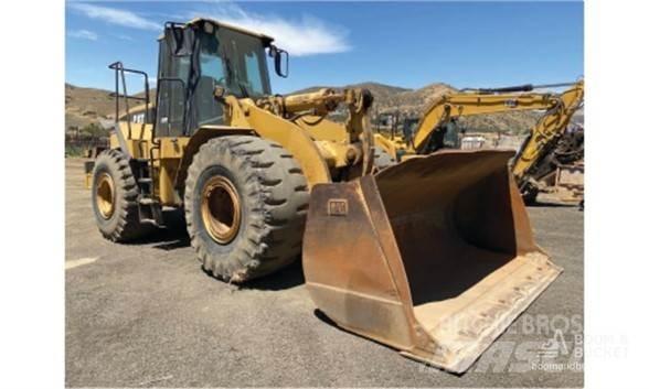 CAT 966G Iekrāvēji uz riteņiem