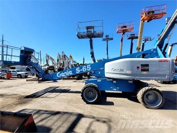 Genie S65 Teleskopiskie pacēlāji