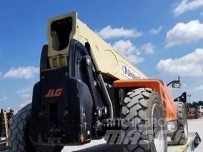 JLG 1055 Teleskopiskie manipulatori