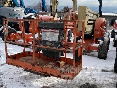 JLG 450AJ Strēles pacēlāji