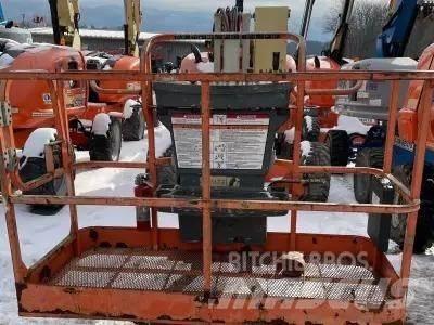 JLG 450AJ Strēles pacēlāji