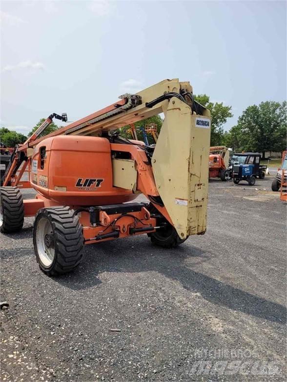 JLG 600AJ Strēles pacēlāji