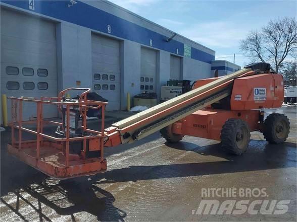 JLG 600S Teleskopiskie pacēlāji