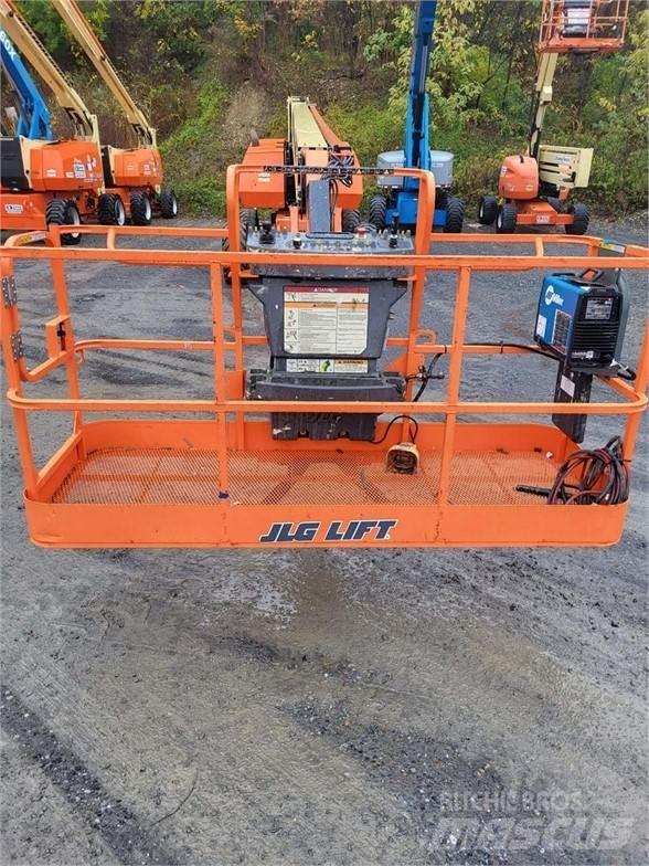 JLG 860SJ Teleskopiskie pacēlāji