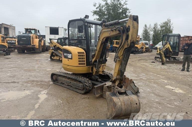 CAT 302.7DCR Mini ekskavatori < 7 t