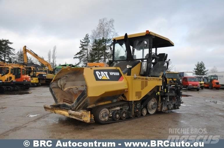 CAT AP655F Asfalta klājēji