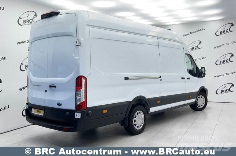 Ford Transit Furgons