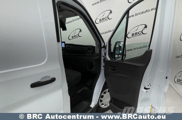 Ford Transit Furgons