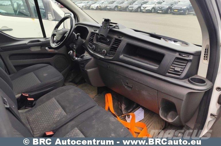 Ford Transit Custom Furgons
