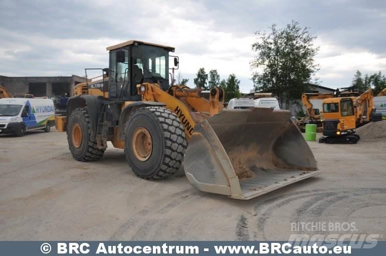 Hyundai HL770-9A Iekrāvēji uz riteņiem