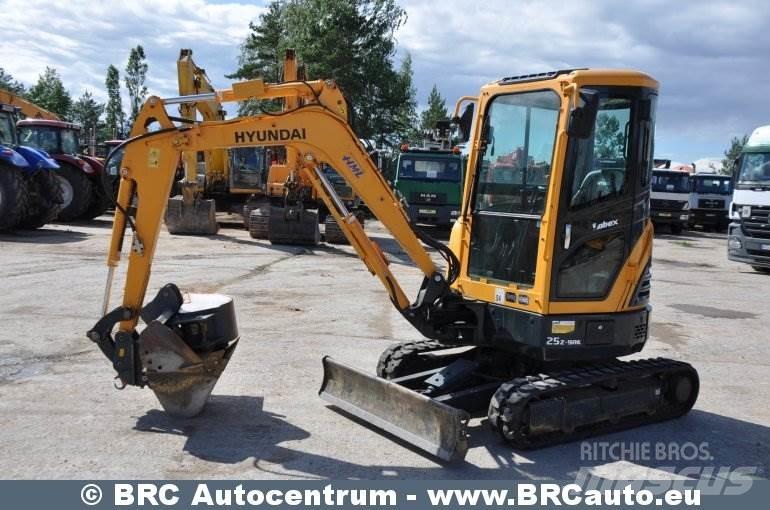 Hyundai R25Z-9AK Mini ekskavatori < 7 t