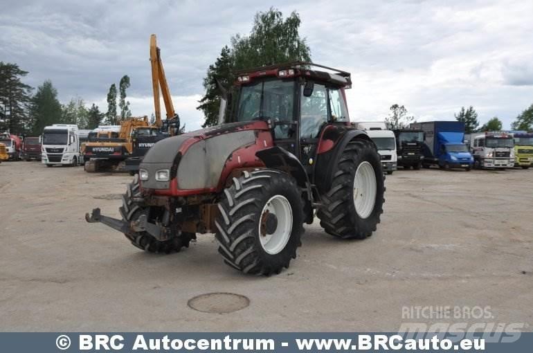 Valtra T190 Traktori