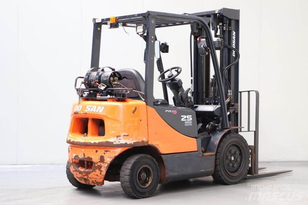 Doosan G25E-5 LPG tehnika
