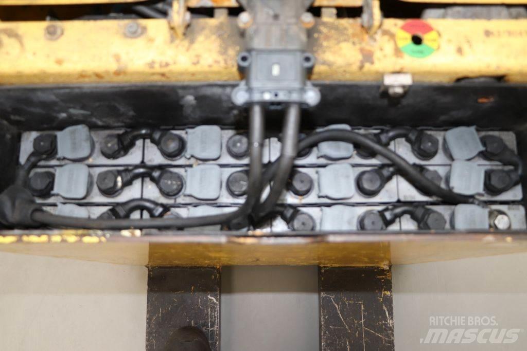 Hyster P1.8 Zemie palešu pacēlāji