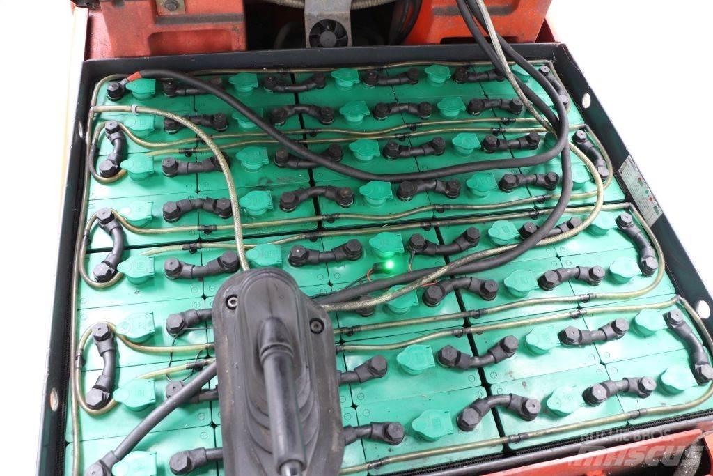 Linde E30S-03/600 Elektriskie iekrāvēji