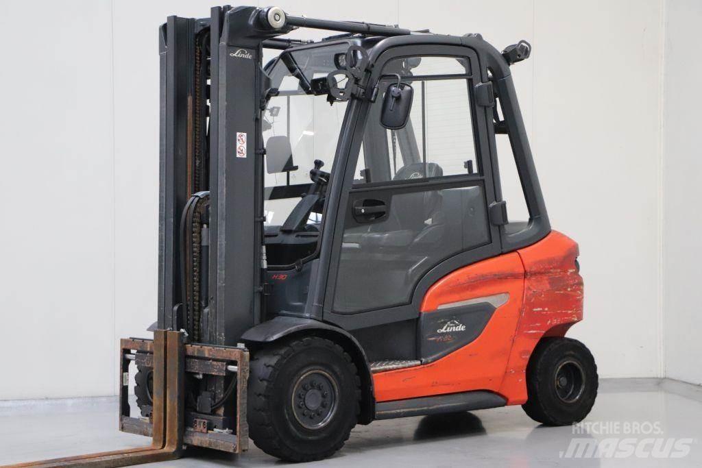 Linde H30D-01 Tehnika ar dīzeļa dzinēju