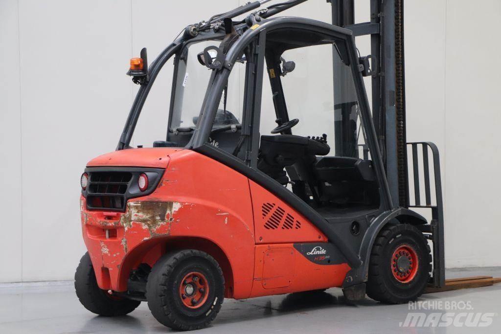 Linde H35D-02 Tehnika ar dīzeļa dzinēju