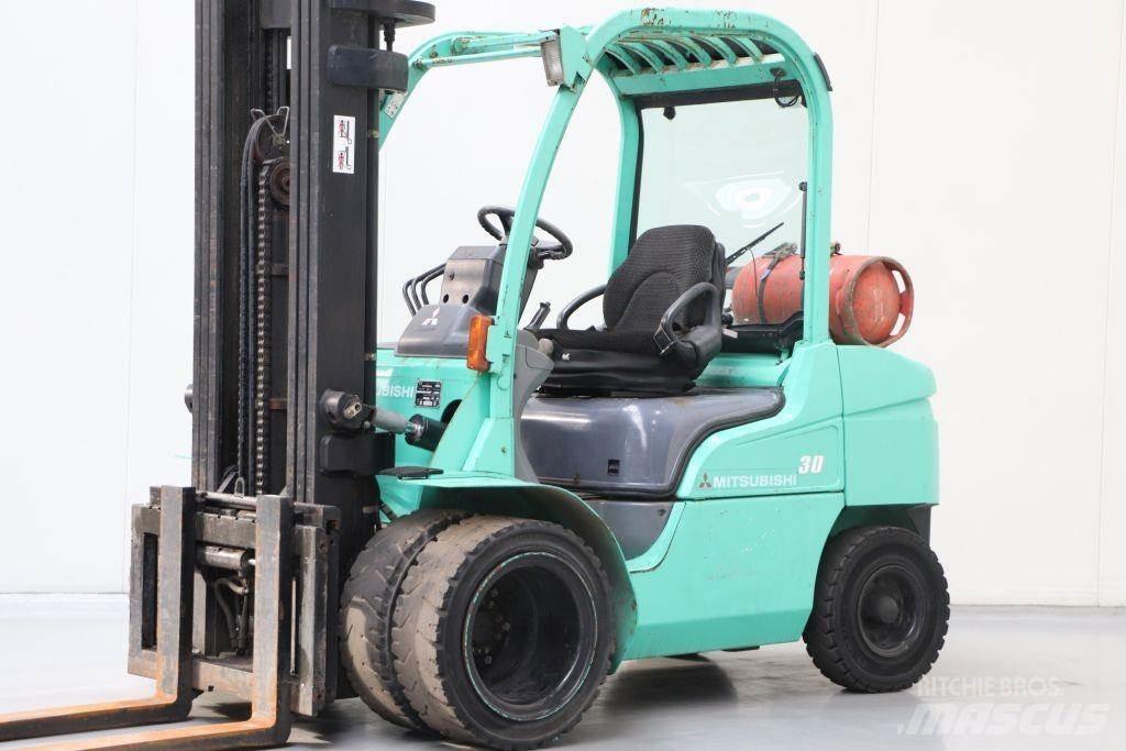 Mitsubishi FG30N LPG tehnika