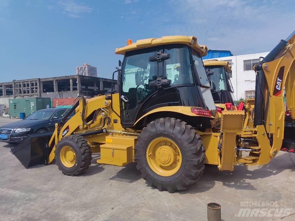 CAT 430 F Ekskavatori-iekrāvēji
