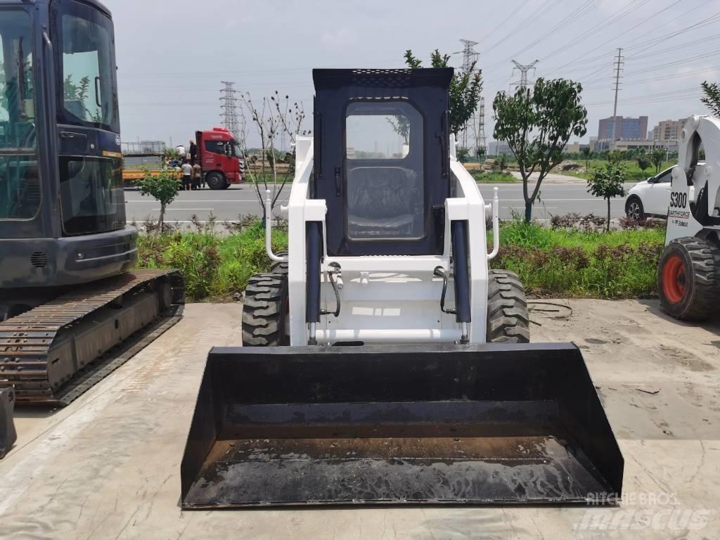 Bobcat S 130 Lietoti riteņu kompaktiekrāvēji