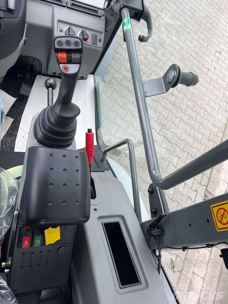 Kramer KL 43.8L Iekrāvēji uz riteņiem