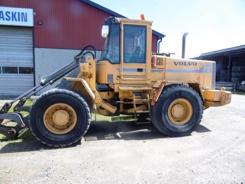 Volvo L90B Iekrāvēji uz riteņiem