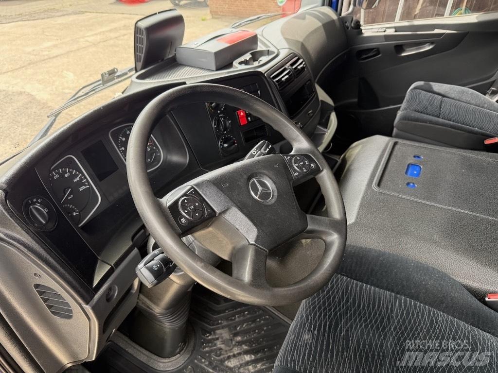 Mercedes-Benz 1630L Platformas/izkraušana no sāniem