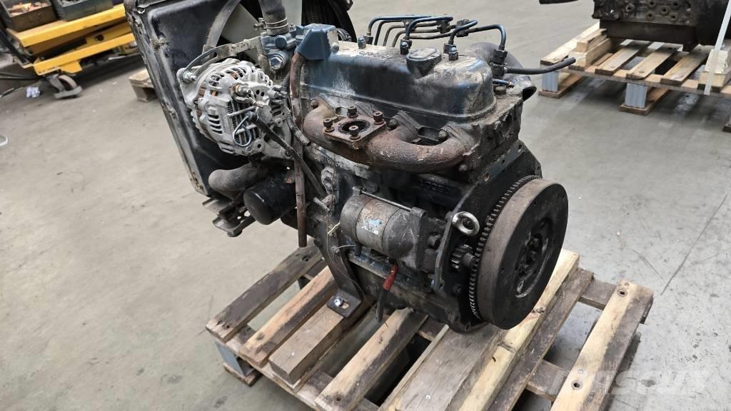 Kubota V1305-E Dzinēji