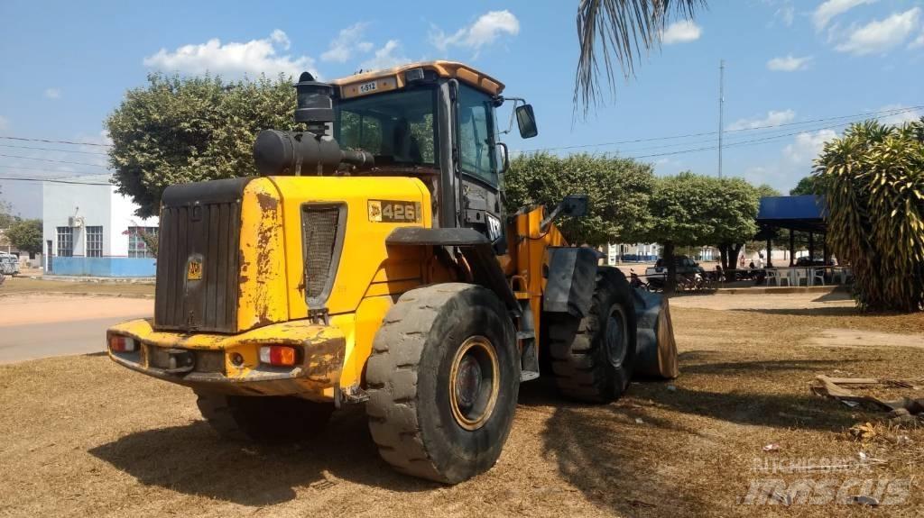JCB 426 Iekrāvēji uz riteņiem
