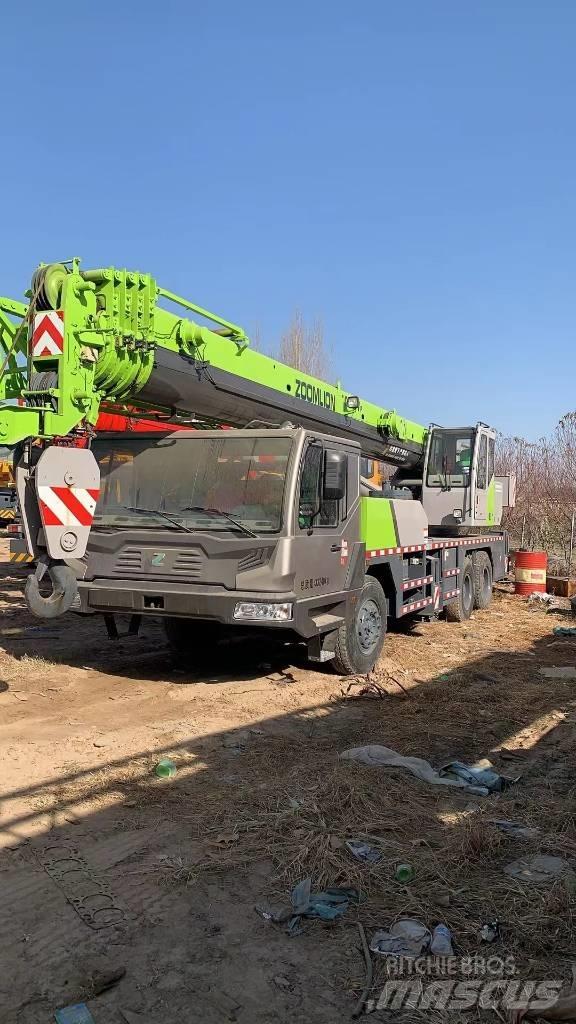 Zoomlion ZAT 300 Visurgājēji celtņi