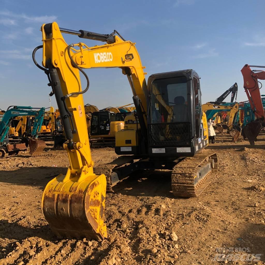 Kobelco SK 75 Kāpurķēžu ekskavatori