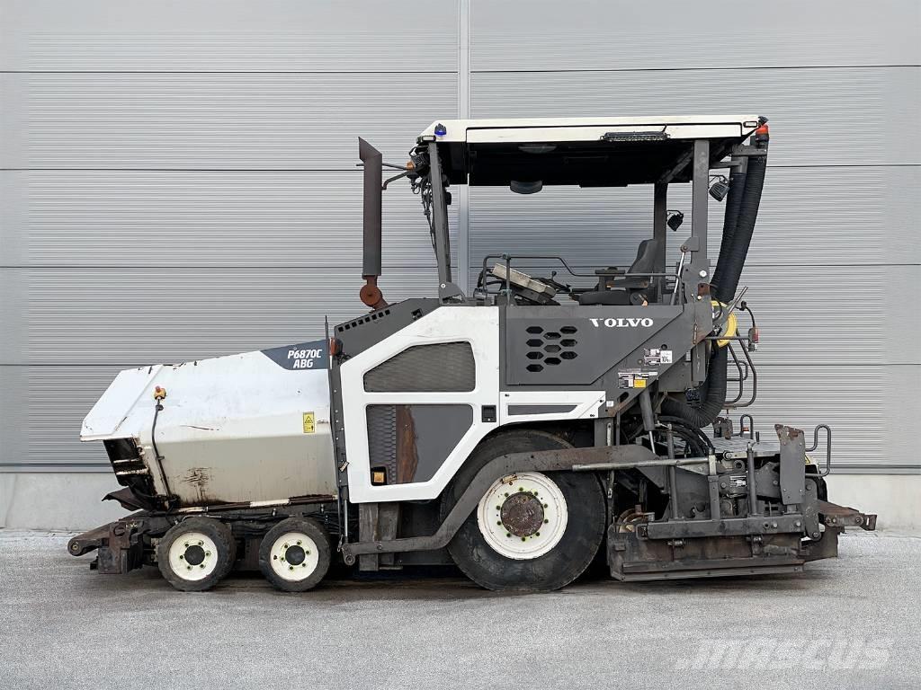 Volvo P6870 ABG Asfalta klājēji