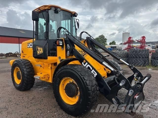JCB 416 HT Iekrāvēji uz riteņiem
