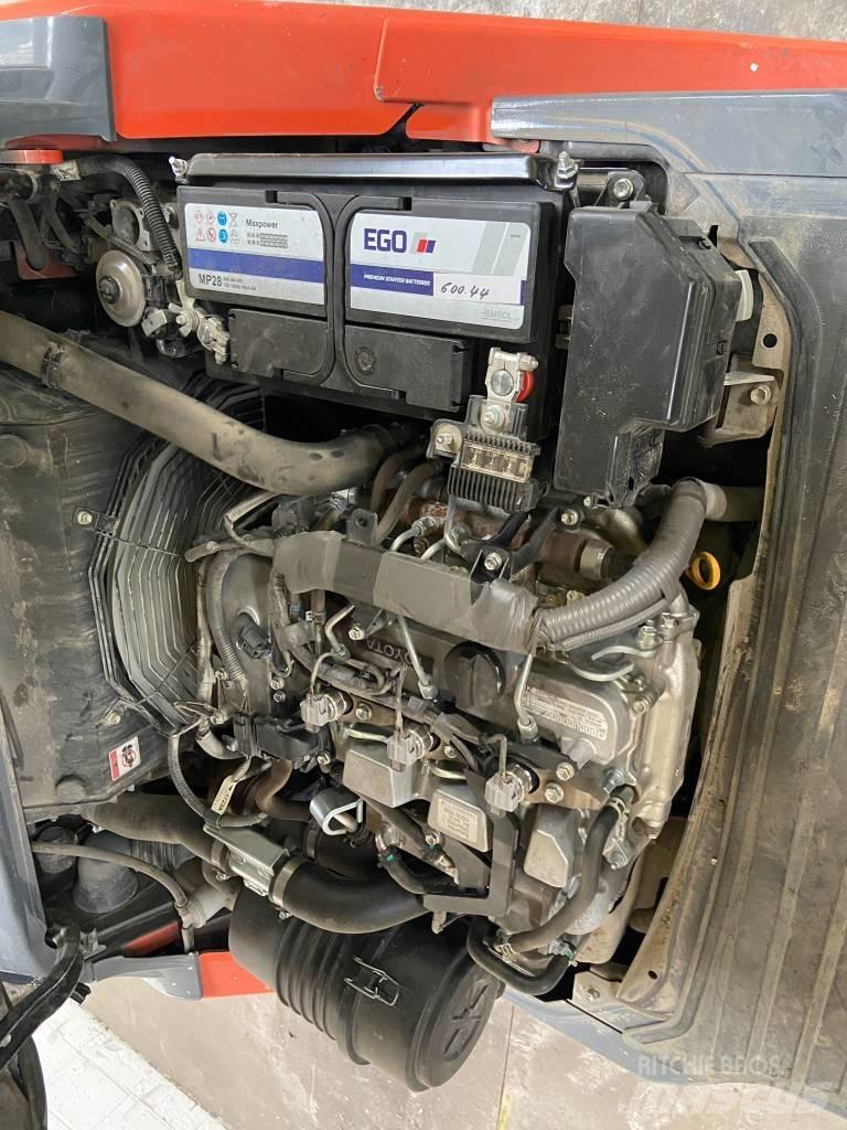 Toyota 52-8 FD 30 Tehnika ar dīzeļa dzinēju
