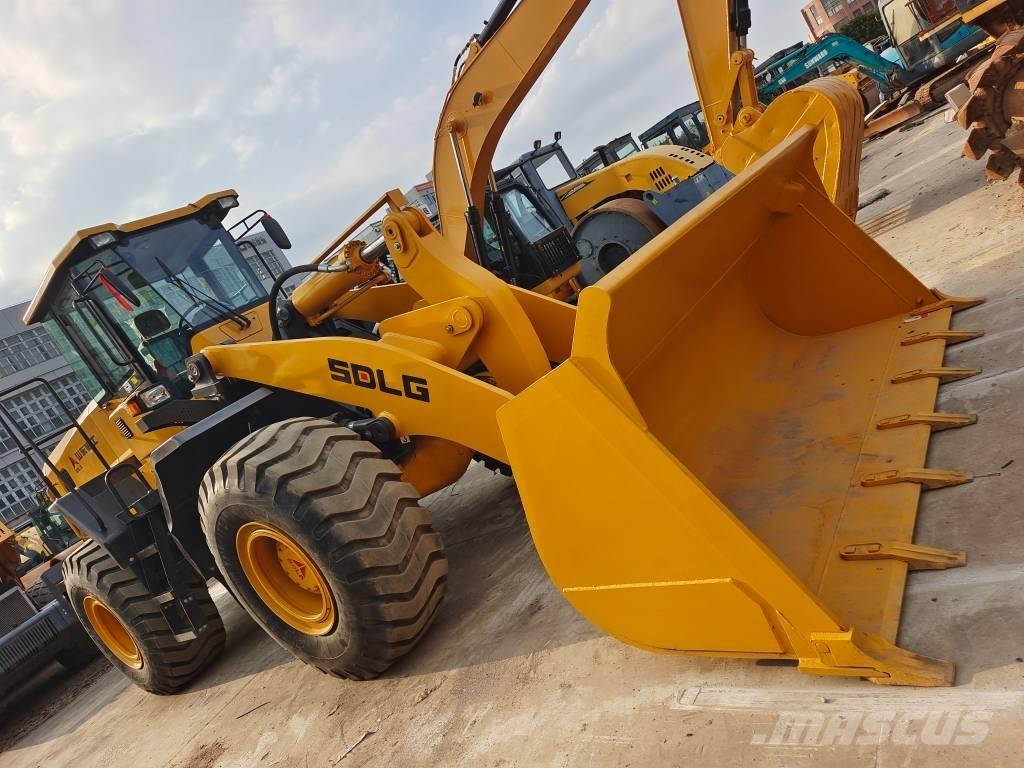 SDLG LG 956 F Iekrāvēji uz riteņiem