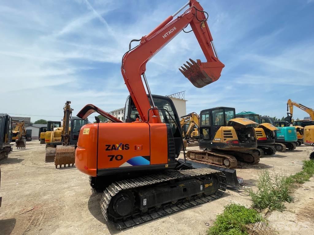 Hitachi ZX 70 Vidēja lieluma ekskavatori 7 t - 12 t